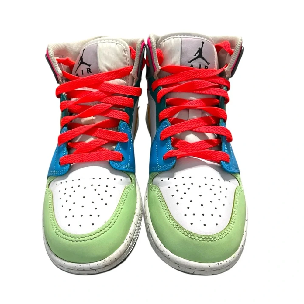 Nike Air Jordan 1 Mid GS 4.5Y White Taxi-Dark Shadow Sneakers